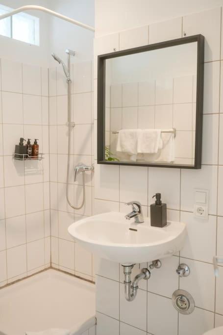 Stadtoase Wohnung Nahe Hauptbahnhof Koblenz  Bagian luar foto